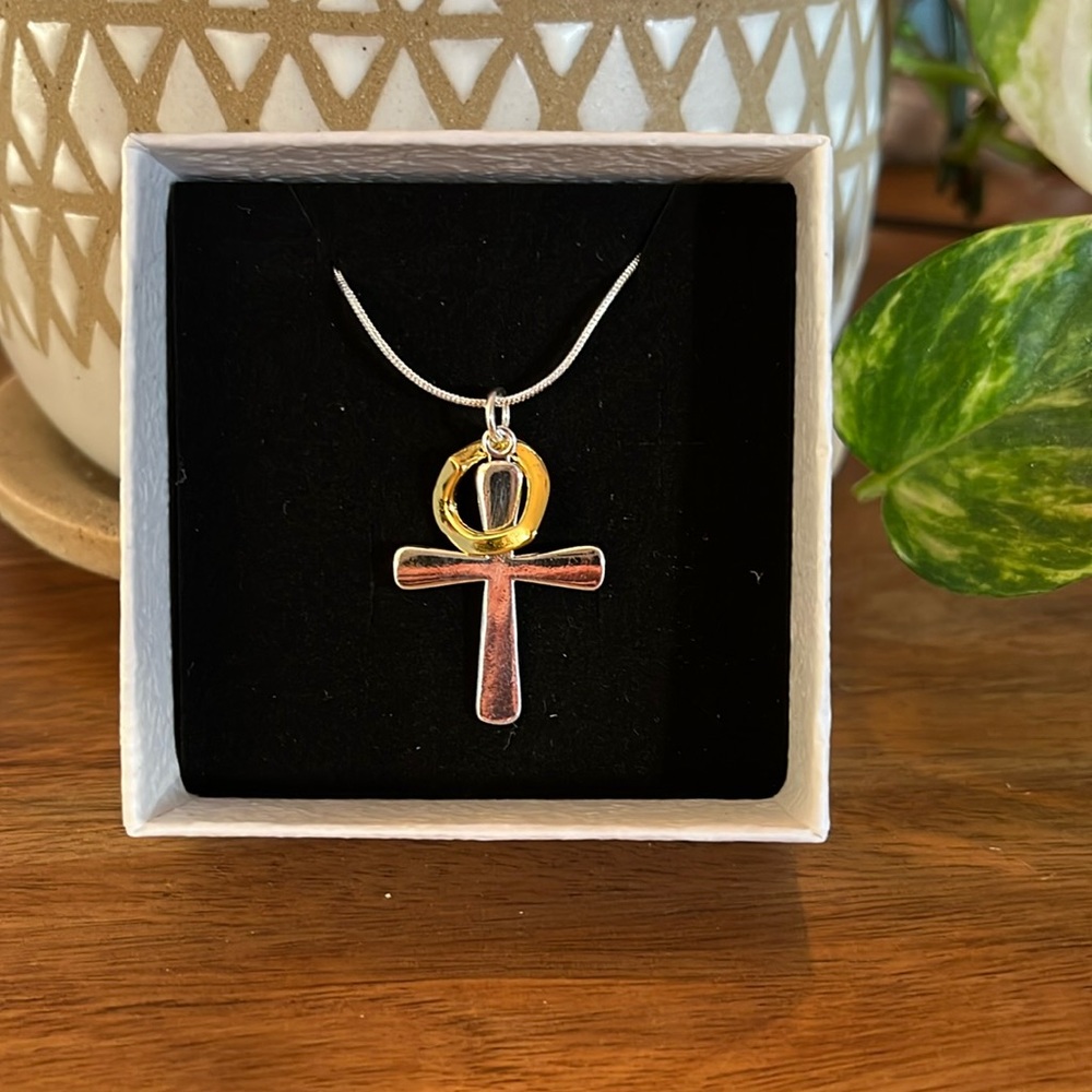 Stunning Sterling Silver Cross Heart Easter necklace